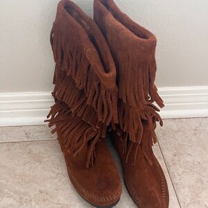 Minnetonka Suede Leather Brown Pocahontas Moccasin Fringe Boots Womens Sz 6